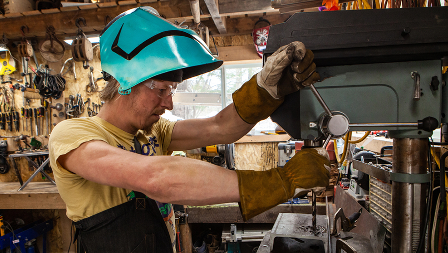 How To Buy The Best Drill Press For Metalworking