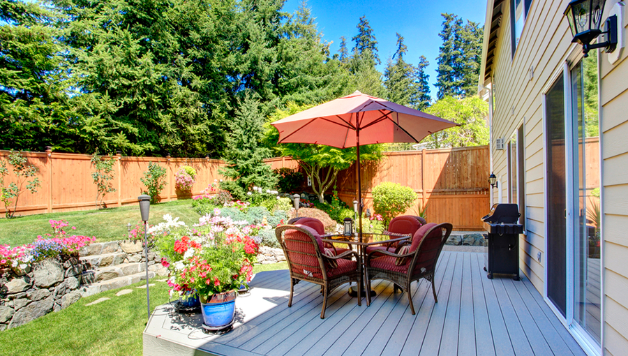 How To Choose The Right Deck Size For Your Backyard