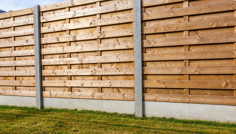 Is It Possible To Attach A Wood Fence To A Metal Post?